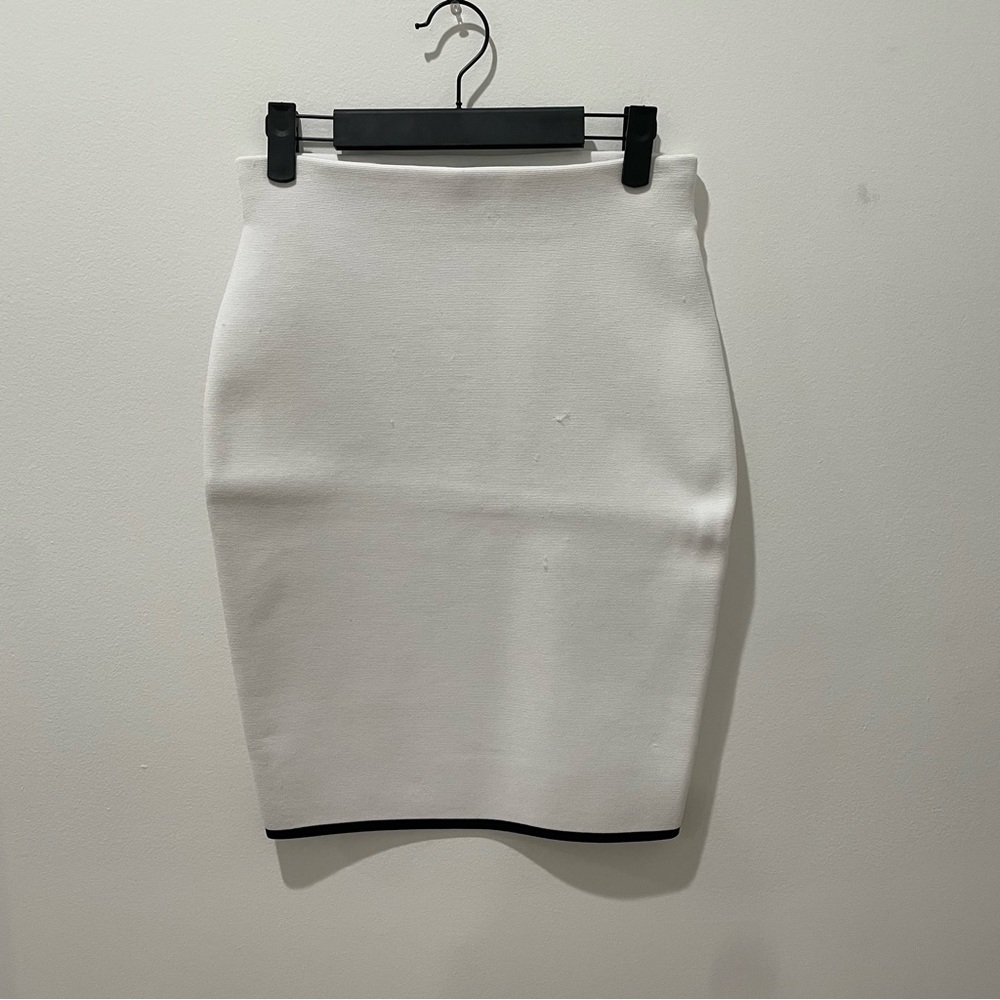 Express bodycontour midi skirt